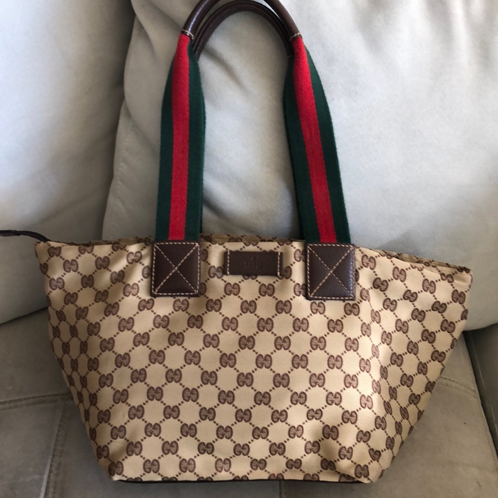 Mini Gucci Web tote. Used once.